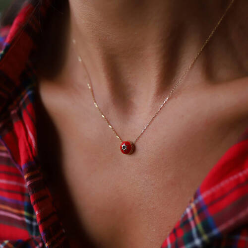 By Golden House - Kırmızı Mineli Kubbe Kolye