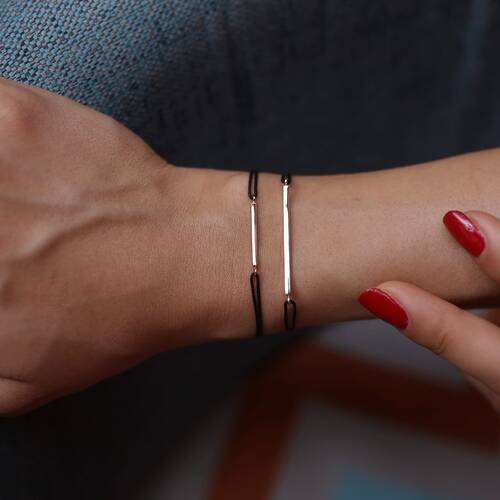 By Golden House - Kısa Kibrit Çöpü İpli Bileklik By Golden House - Kısa Kibrit Çöpü İpli Bileklik