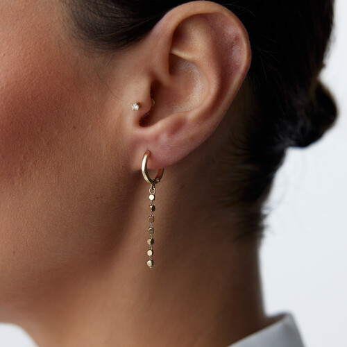 By Golden House - Küp Sallantılı Halka Küpe (1) By Golden House - Küp Sallantılı Halka Küpe (1)