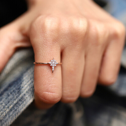 By Golden House - Kutup Yıldızı Yüzük By Golden House - Kutup Yıldızı Yüzük