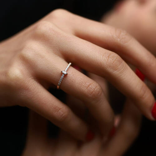 By Golden House - Markiz Pırlanta Yarım Tur Yüzük