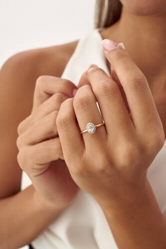 By Golden House - Marry Oval Pırlanta Tektaş Yüzük (1)