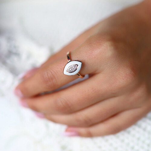 By Golden House - Mekik Mineli Pırlanta Yüzük By Golden House - Mekik Mineli Pırlanta Yüzük