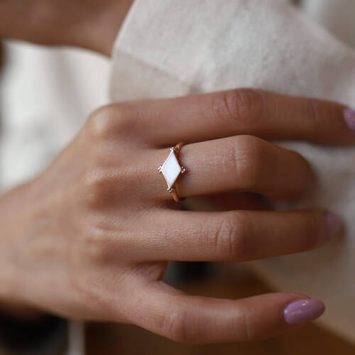 By Golden House - Mineli Güverse Karo Yüzük (1) By Golden House - Mineli Güverse Karo Yüzük (1)