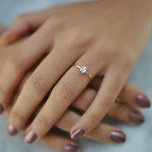 By Golden House - Mini Baget Pırlanta Yüzük