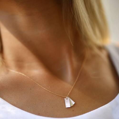 By Golden House - Mini Üçlü Plaka Kolye (1)