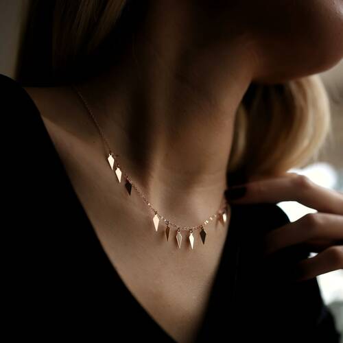 By Golden House - Mızrak Pul Kolye