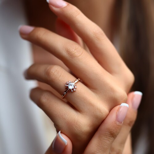 By Golden House - Moon Aqua Pırlanta Yüzük By Golden House - Moon Aqua Pırlanta Yüzük