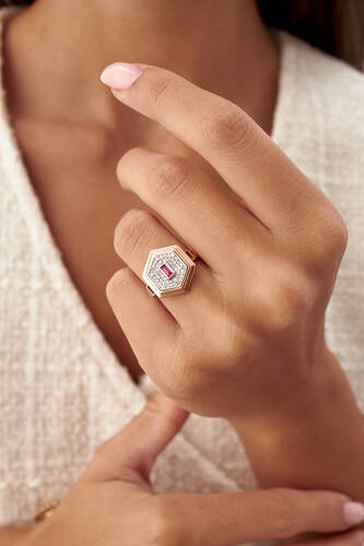 By Golden House - Moreno Altıgen Baget Pırlanta Yüzük (1)