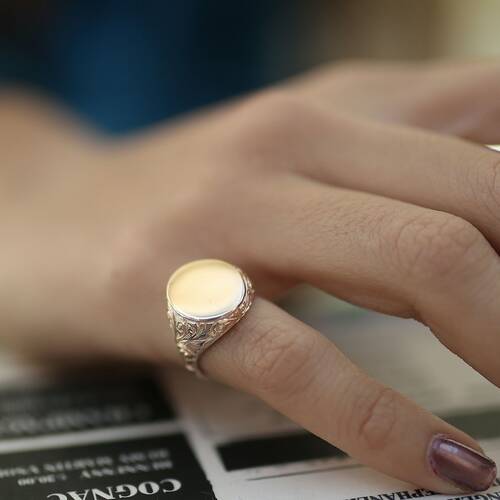 By Golden House - Motifli Oval Şövalye Yüzük