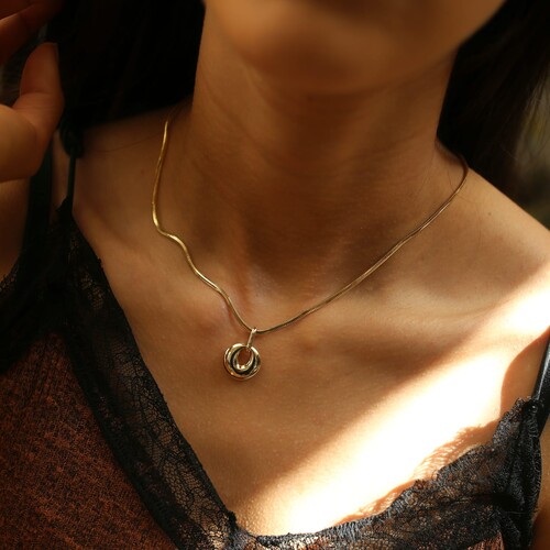 By Golden House - Omega Kolye By Golden House - Omega Kolye