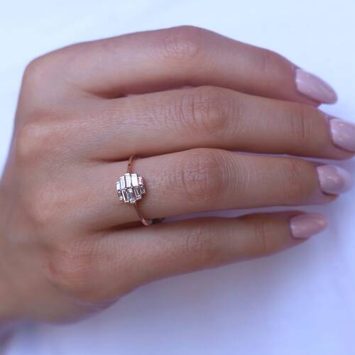 By Golden House - Petek Baget Pırlanta Yüzük