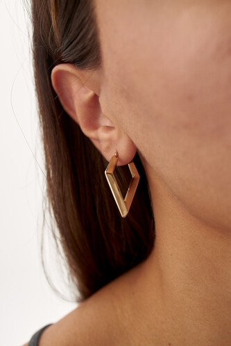 By Golden House - Piramit Halka Küpe By Golden House - Piramit Halka Küpe