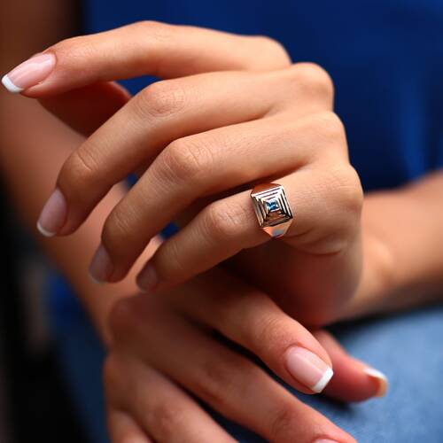 By Golden House - Piramit Prenses Yüzük