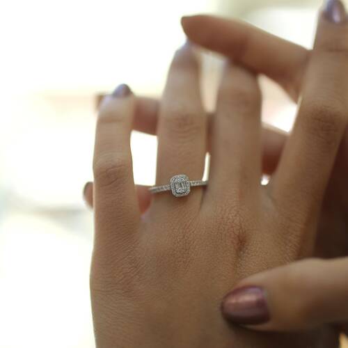 By Golden House - Pırlanta Baget Yüzük