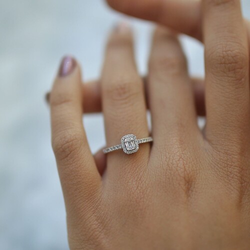 By Golden House - Pırlanta Baget Yüzük (1) By Golden House - Pırlanta Baget Yüzük (1)