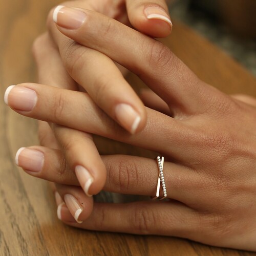 By Golden House - Pırlanta Çapraz Yüzük By Golden House - Pırlanta Çapraz Yüzük