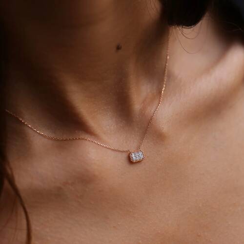 By Golden House - Pırlanta Dikdörtgen Kolye (1)