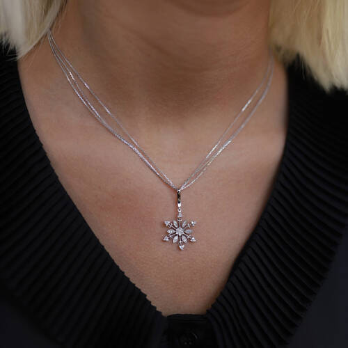 By Golden House - Pırlanta Kar Tanesi Kolye (1)