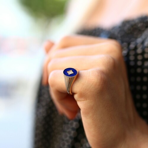 By Golden House - Pırlanta Mineli Serçe Parmak Yüzük By Golden House - Pırlanta Mineli Serçe Parmak Yüzük