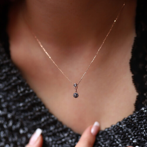 By Golden House - Pırlanta Mini Gül Kolye