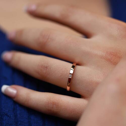 By Golden House - Pırlanta Mini Tektaş Yüzük (1)