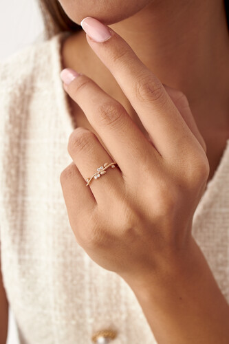 By Golden House - Pırlanta Serpme Tohum Yüzük