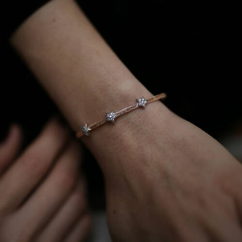 By Golden House - Pırlanta Üç Yıldız Kelepçe