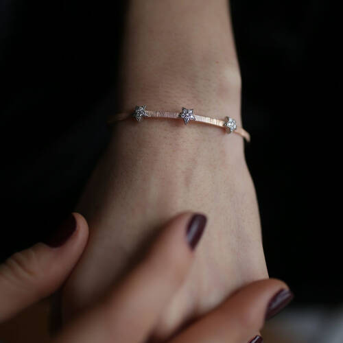 By Golden House - Pırlanta Üç Yıldız Kelepçe (1)