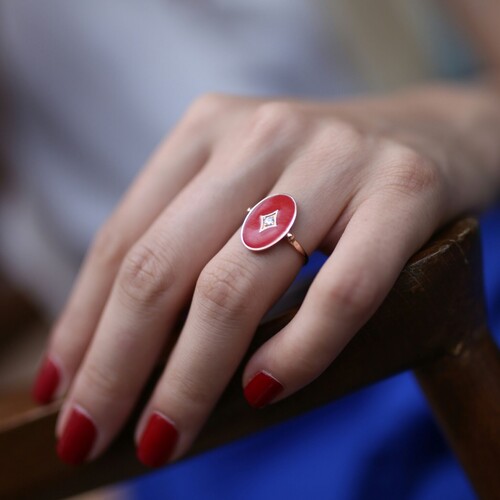 By Golden House - Pırlantalı Oval Yüzük By Golden House - Pırlantalı Oval Yüzük