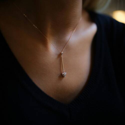By Golden House - Pırlantalı Üçgen Kolye