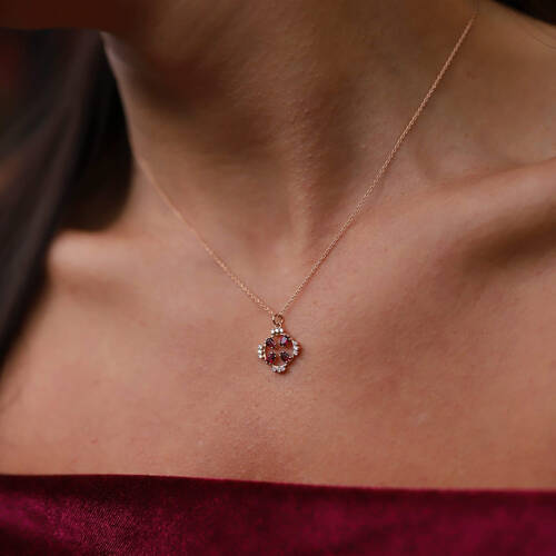 By Golden House - Pırlantalı Yakut Kolye