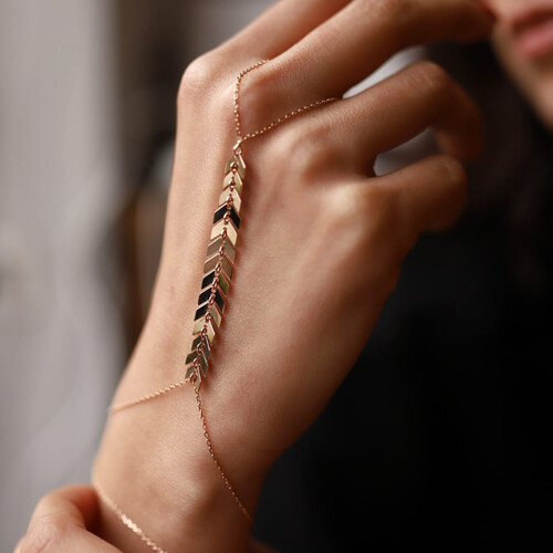 By Golden House - Pırpır Şahmeran (1) By Golden House - Pırpır Şahmeran (1)