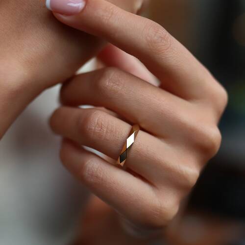 By Golden House - Prizma Yüzük