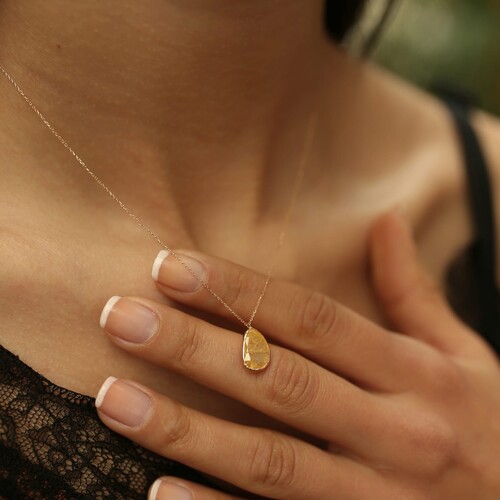 By Golden House - Quartz Taşlı Kolye By Golden House - Quartz Taşlı Kolye