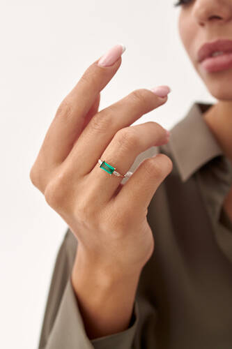 By Golden House - Quartz Yeşil Baget Pırlanta Yüzük (1)