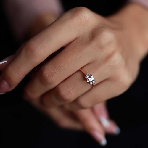 By Golden House - Queen Pırlanta Yüzük By Golden House - Queen Pırlanta Yüzük