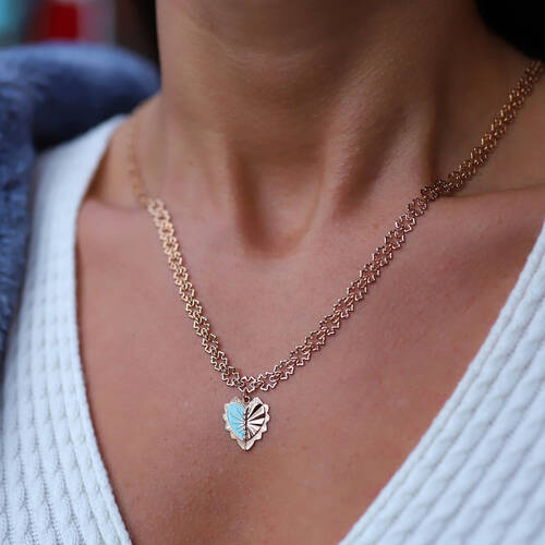 By Golden House - Sıra Yonca Arma Kolye