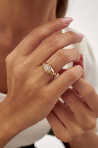 By Golden House - Taşlı Bombe Yüzük