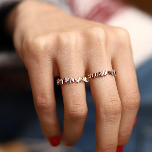 By Golden House - Taşlı İnce Zikzak Yüzük