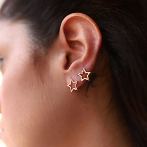 By Golden House - Taşlı Yıldız Küpe (1) By Golden House - Taşlı Yıldız Küpe (1)