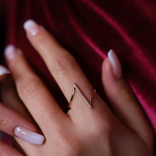 By Golden House - Taşlı Z Yüzük By Golden House - Taşlı Z Yüzük