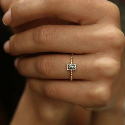 By Golden House - Tek Baget Pırlanta Yüzük