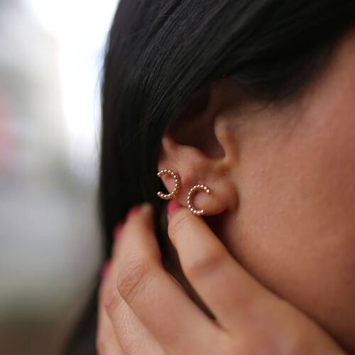 By Golden House - Top Top C Küpe