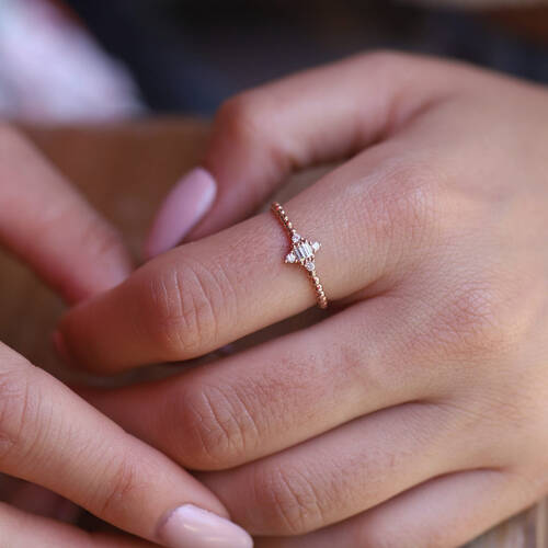 By Golden House - Topikal Baget Pırlanta Yüzük