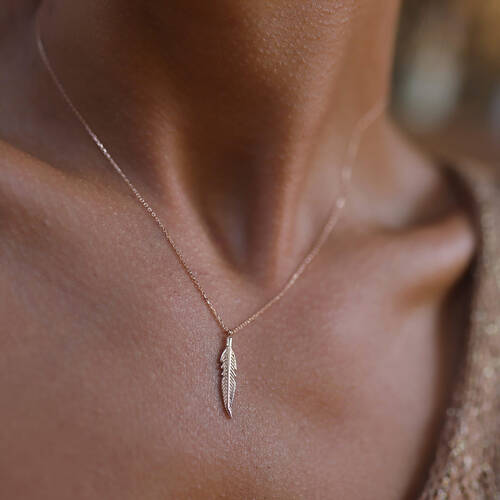 By Golden House - Tüy Kolye