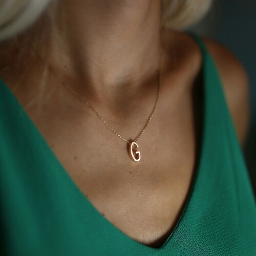 By Golden House - Üç Boyut Büyük Harf Kolye By Golden House - Üç Boyut Büyük Harf Kolye