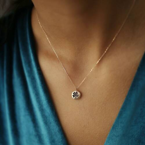 By Golden House - Üç Boyutlu Figür Kolye (1)