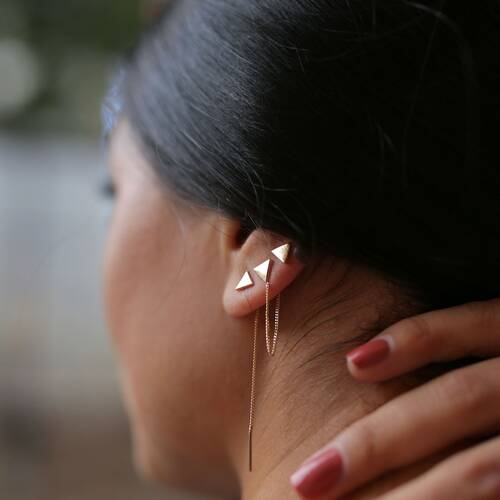 By Golden House - Üçgen Zincirli Kombin