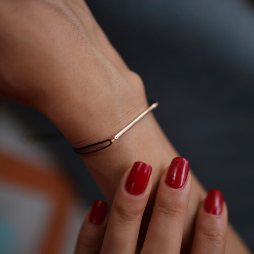 By Golden House - Uzun Kibrit Çöpü İpli Bileklik (1)